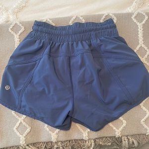 Lululemon tracker shorts